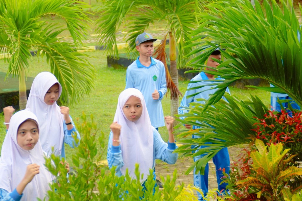 PROGRAM GERAKAN KEMENAG SULTRA SEHAT DI LINGKUP MAN 1 BUTON